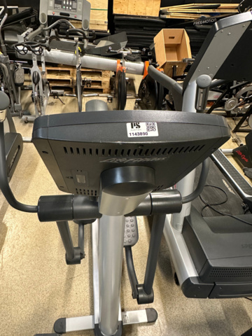 1143890-2 Crosstrainer Life Fitness