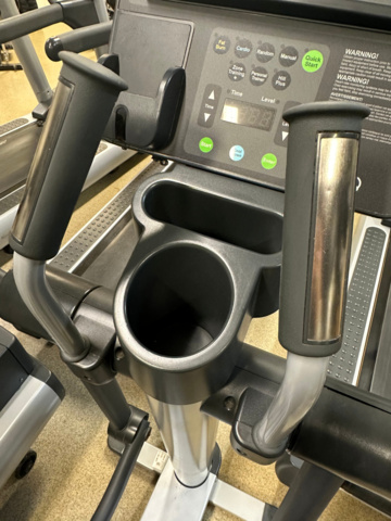 1143890-5 Crosstrainer Life Fitness