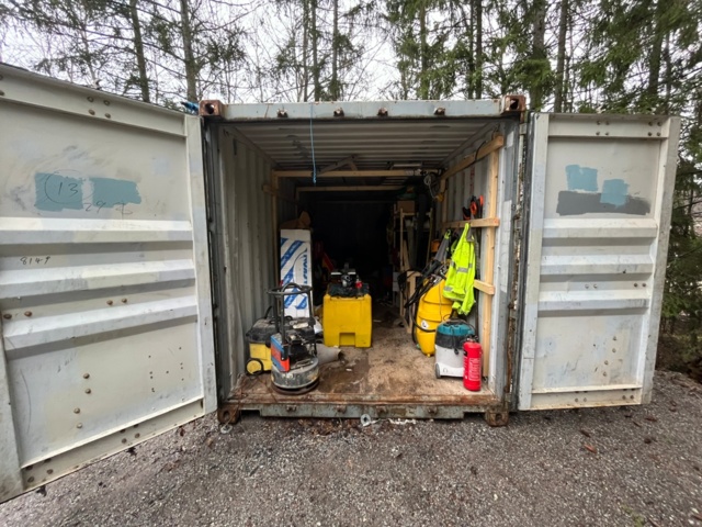 20 foot container with a large batch of tools and construction ...