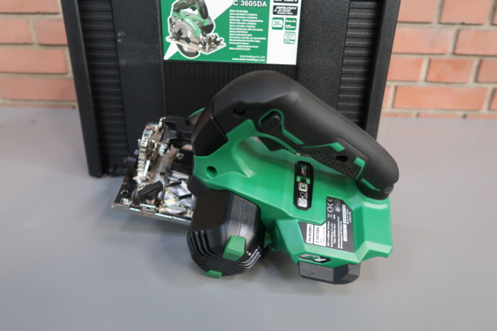 1148645-3 Circular saw HiKOKI C3605DA