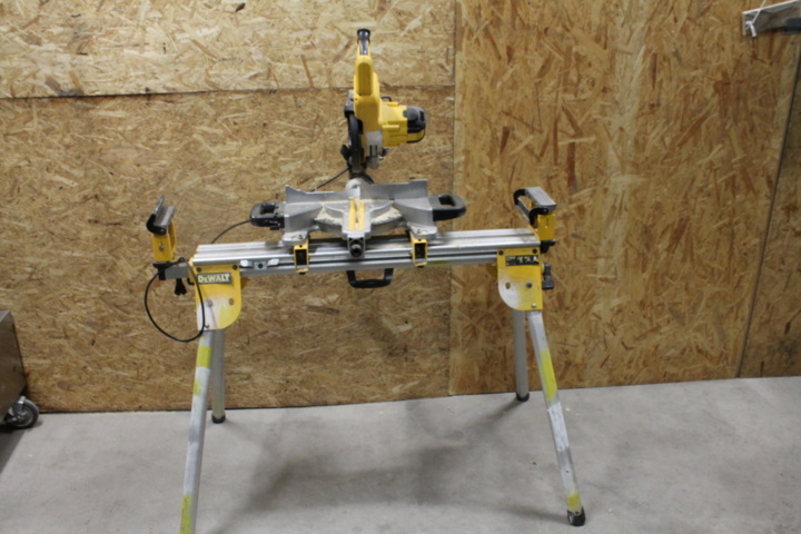 1142031-1 Cut-off saw Dewalt DWS774-Q5