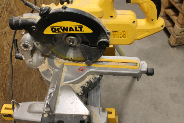 1142031-10 Cut-off saw Dewalt DWS774-Q5