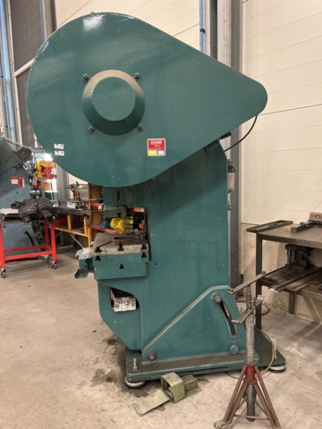 1143902-3 Excenterpress 25ton Smålandsstenar COF250 -1974