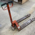 1131838-3 Pallet truck 2T - BT L2000