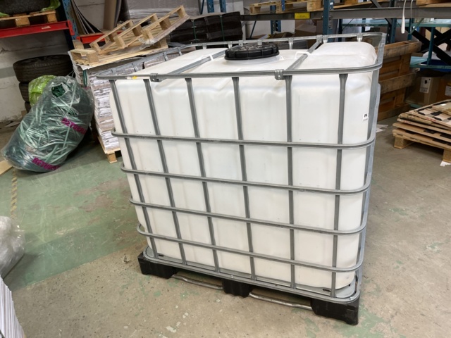 1131841-2 IBC container