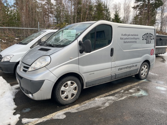 1146536-1 Nissan Primastar 2.0 dCi - 2011