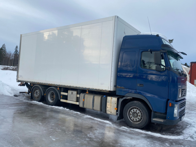1148824-3 Volvo FH 400 6X2 -2008