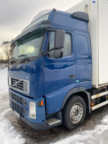 1148824-7 Volvo FH 400 6X2 -2008