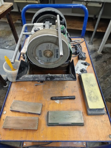 1148313-2 Knife sharpener 2 Tormek 2000/Supergrind, incl. trolley