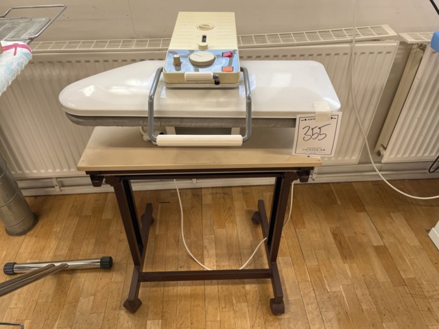 1148355-1 Singer Magic Steam Press 7