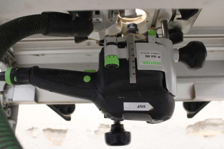 1148072-6 Milling table, milling machine and vacuum cleaner