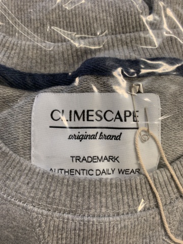 1065463-24 Collection with Clothing / Women's & Men's - Lyle & Scott and more