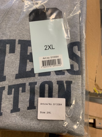 1065463-25 Collection with Clothing / Women's & Men's - Lyle & Scott and more