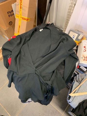 1065463-31 Collection with Clothing / Women's & Men's - Lyle & Scott and more