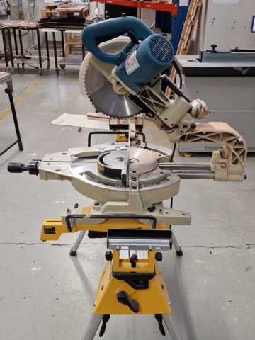 1148432-2 Miter saw Makita LS1013 with table Dewalt