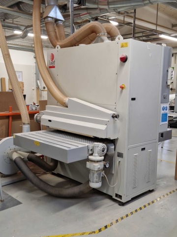 1148433-2 Broad band plaster Viet Challenge 211