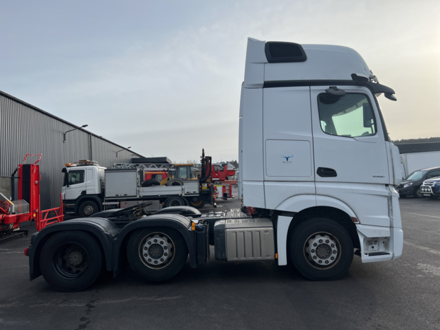 1051650-12 Mercedes-Benz Actros 12.8 PowerShift 3 510hp -2021 (24000mil)