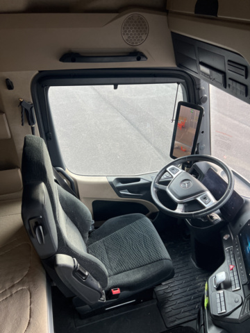 1051650-25 Mercedes-Benz Actros 12.8 PowerShift 3 510hp -2021 (24000mil)