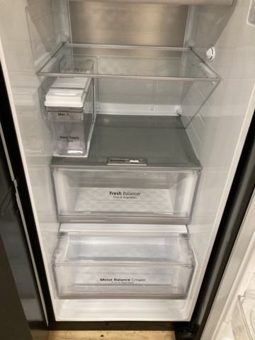 1149309-16 Combined fridge & freezer with door in door LG GSX961MCCZ