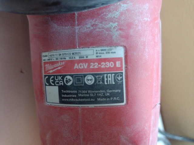 1129845-3 Angle grinder Milwaukee AGV 22-230 E