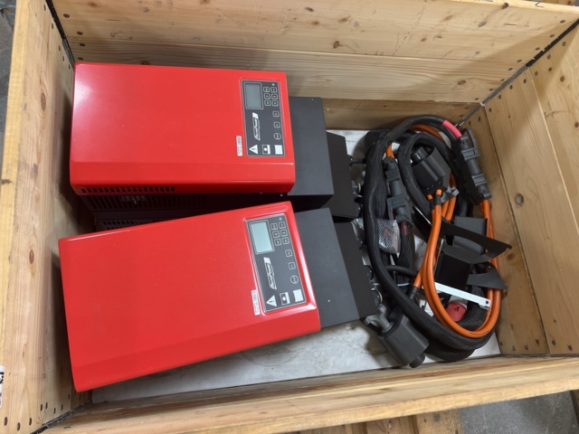 1116975-6 Battery charger for trucks 10 pcs