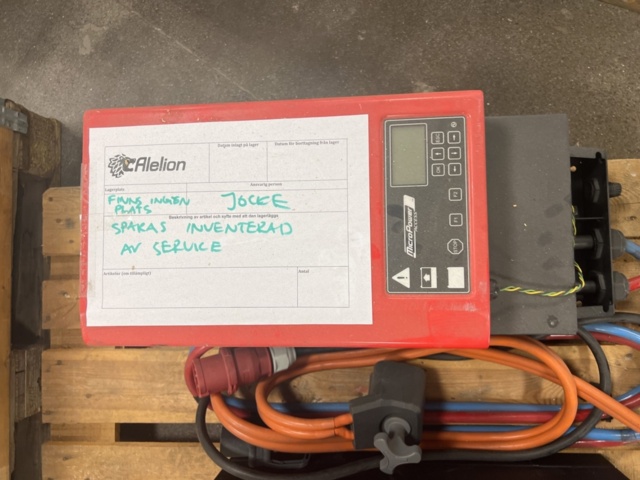 1116975-12 Battery charger for trucks 10 pcs