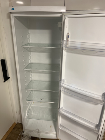 1051670-3 Refrigerator Zanussi ZRA40100WA - 392 Liter