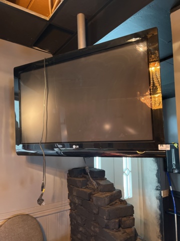 1067135-1 2 pcs LG TV 47" - LG 42PG3000