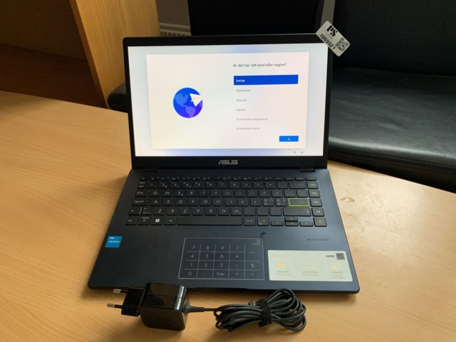 1065521-1 Laptop Asus Notebook E410K - 2023