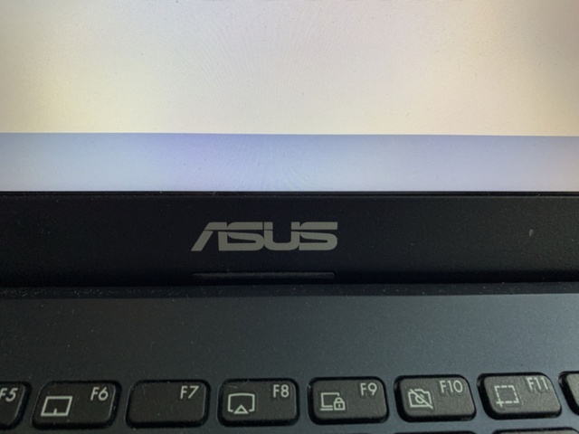 1065521-2 Laptop Asus Notebook E410K - 2023
