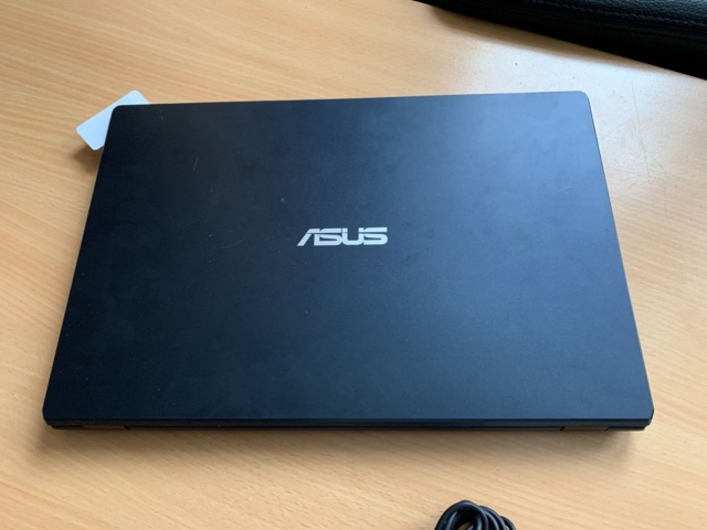 1065521-6 Laptop Asus Notebook E410K - 2023