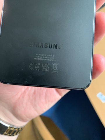 1065523-4 Samsung Galaxy S22 SM-S901B 128GB Phantom Black