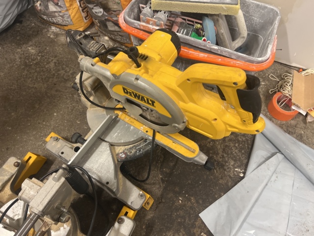 1051685-3 Miter saw DeWalt 2 pcs - DeWalt DWS777 -QS