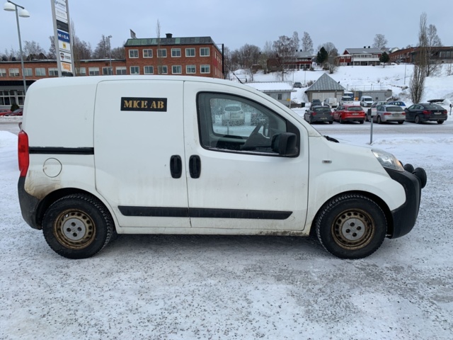 1065539-4 Peugeot Bipper 1.3 HDi -2013