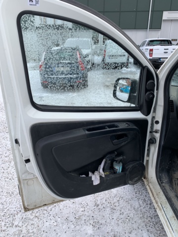 1065539-20 Peugeot Bipper 1.3 HDi -2013