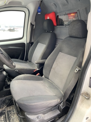 1065539-22 Peugeot Bipper 1.3 HDi -2013