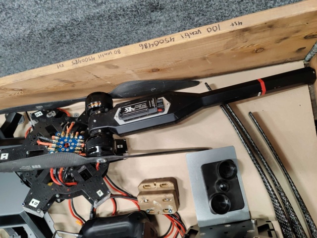 1142410-14 Stabilization system for cameras and drone equipment