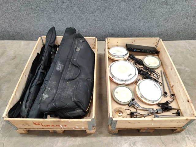 1142412-1 Drum set Ddrum, Remo & Sabian