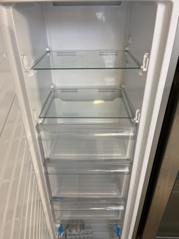 1067233-4 Freezer - Cylinder