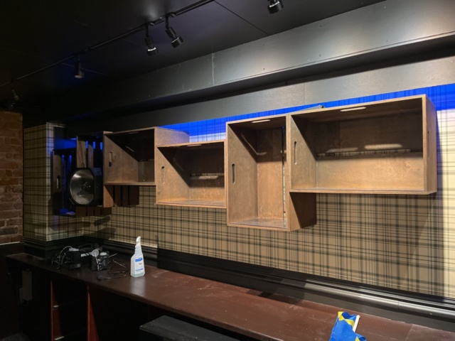 1067255-3 Bar counter with sink and shelves for dismantling