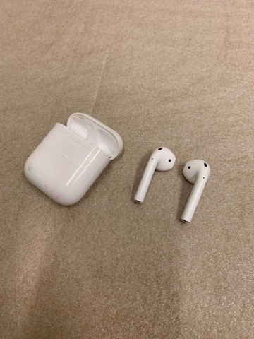 1065572-1 Apple Airpods 1st Generation