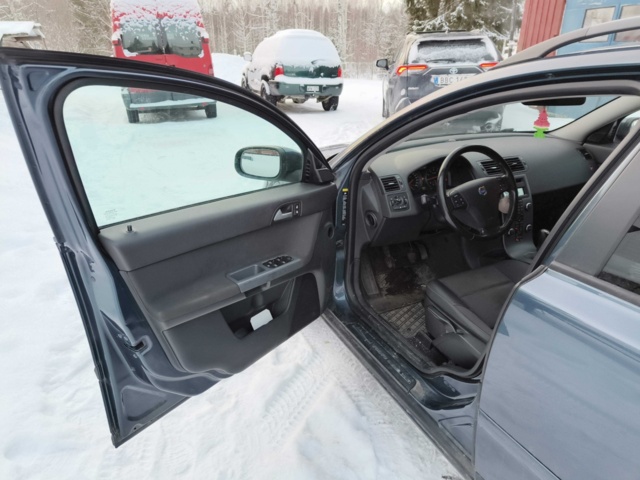 1128869-75 Volvo V50 1.8 Flexifuel -2008