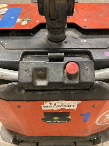 1143910-10 BT truck LPE240/S Including charger