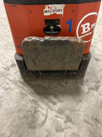 1143910-12 BT truck LPE240/S Including charger