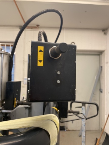 1110375-15 Tire mounting machine Ravaglioli with wheel lifter