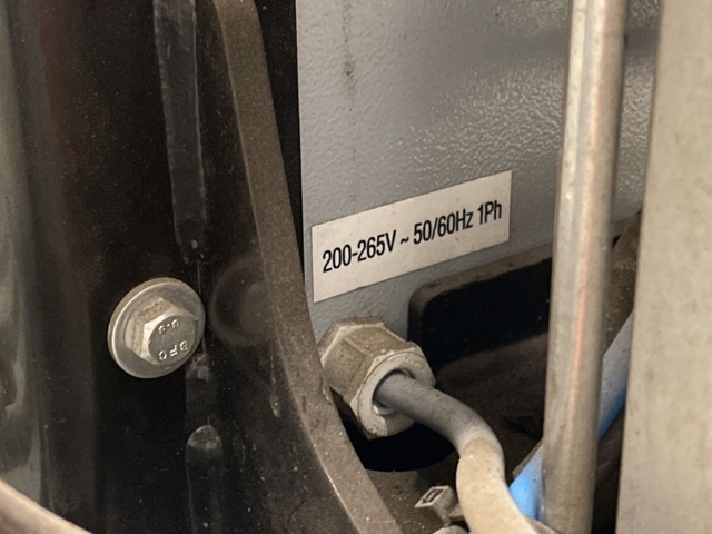 1110375-34 Tire mounting machine Ravaglioli with wheel lifter