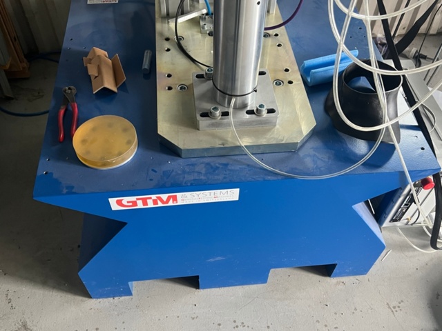 1117014-6 Shock absorption test machine GTM MAU 1006