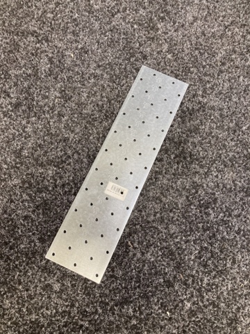 1154488-1 25 st hålplattor Essve 100x400x2,0 mm