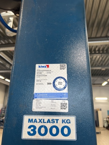 1117021-6 2-Pillar lift Nussbaum 2.30 SLE 3Ton - 2007