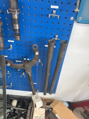 1117038-2 Tool boards with various special tools